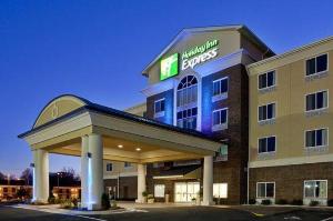 Holiday Inn Express & Suites Statesville, Statesville
