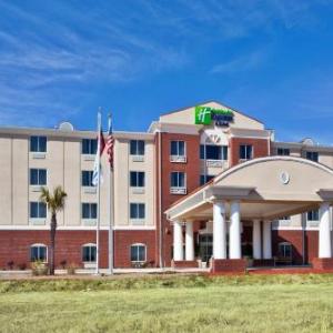 Holiday Inn Express Hotel & Suites Moultrie