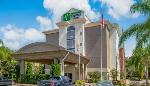 Sorrento Florida Hotels - Holiday Inn Express Hotel & Suites Orlando - Apopka
