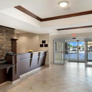 Wild Rose Co-op Recreation Centre Hotels - Ramada by Wyndham Wainwright