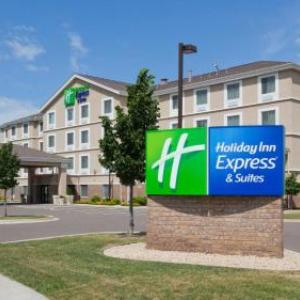 Holiday Inn Express Hotel & Suites Rogers