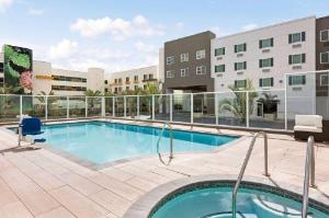 Wyndham Anaheim, Anaheim