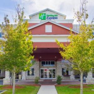 Holiday Inn Express Hotel & Suites Palm Bay