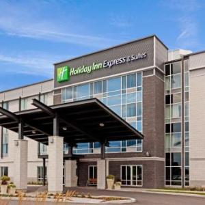 Holiday Inn Express Hotel & Suites Saint - Hyacinthe