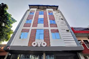 Collection O 83296 Hotel Sr Palace, Indore