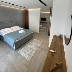 Mirage apartments