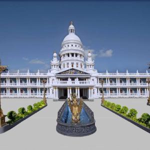 Gadiraju Palace Convention Centre & Hotel