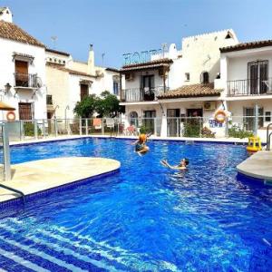 Nueva Nerja 52 Pubelo Andaluz Casasol