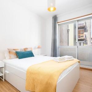 Renovated 3BR Apt Near City Hotspots – Great Value