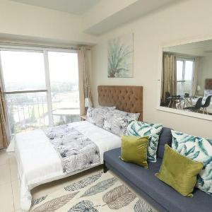 A2J Executive Studio Suite near Skyranch & Malls