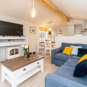 Beach Lodge - Aldeburgh Coastal Cottages