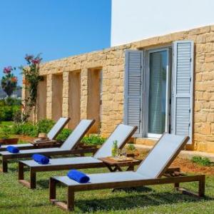 Protaras Seafront Villa Violetta