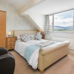 Ravensworth House