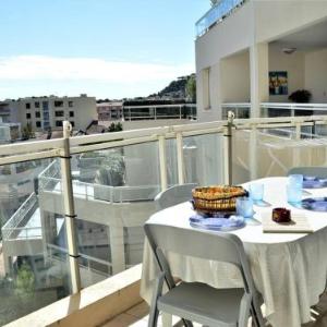 Appartement Climatisé 2 Pièces avec Balcon et Garage Privatif à Cavalaire-sur-Mer - FR-1-226B-101