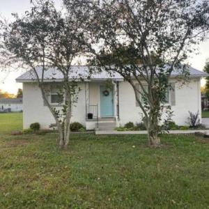Newly Renovated Cozy Place Minutes From The Lake