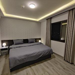 luxury room (43)m near downtown and all services