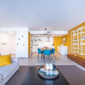 Luxury Apartment In A Residence In Saint Tropez