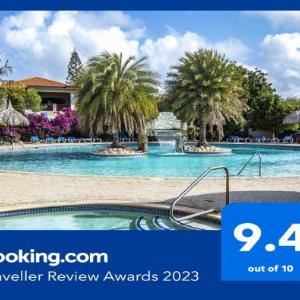Modern appartement op resort Seru-Coral 4 pers 2 slpk met een groot zwembad