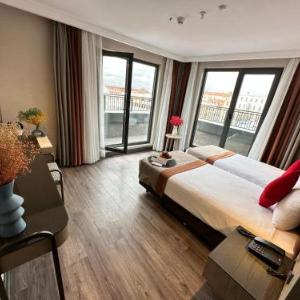 Edition Old City Hotel