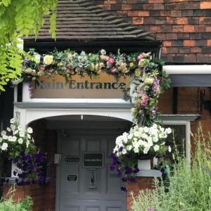 Hotels near New Wimbledon Theatre - The Justin James Hotel