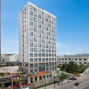 Vienna Hotel Shenzhen Henggang Metro Station