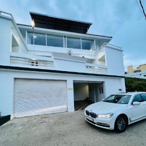 M town Homestay