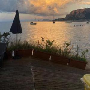 The White Sail - Mondello Apartment with Terrace - casa di vincenzo e andrea