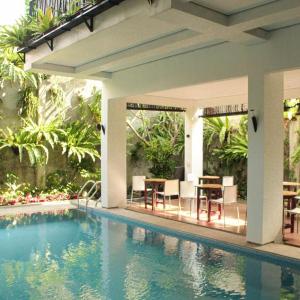Rion Hostel Bogor (perlu bukti nikah)