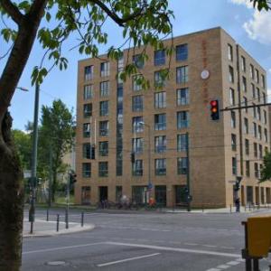 H Hotel 4Youth