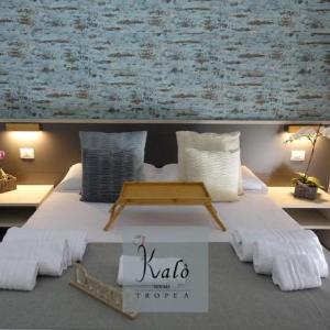 KALÓ ROOMS