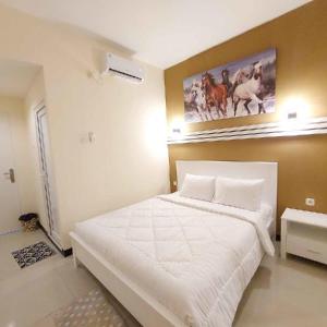 Rons City Hotel near Simpang Lima Semarang Mitra RedDoorz