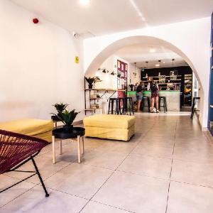 Hostellicious