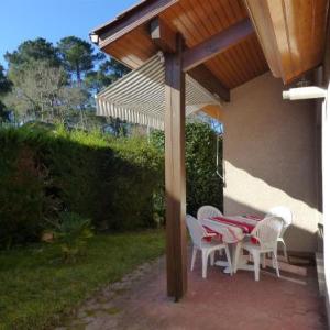 CAPBRETON Résidence LE BOSQUET AUX ECUREUILS Villa avec piscine en copropriété
