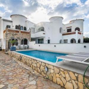 WELCS VILLA 021 EMP CaZa con piscina privada