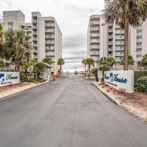 Ocean House 1406