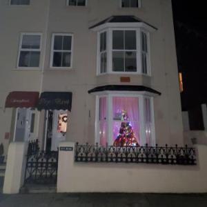 Ivy Bank Guest House Tenby