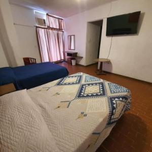 HOTEL PLAZA