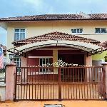 Homestay Near Bangi Wonderland Bukit Mahkota