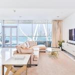 Luxury 2 BR Beachfront Apt with stunning sea views Dubai 