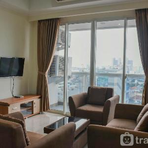 Spacious & Elegant 3BR at Menteng Park By Travelio