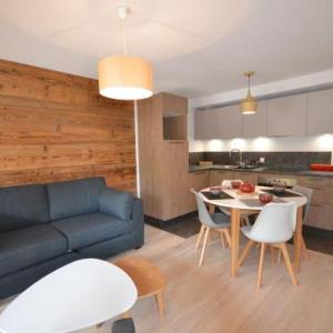 Appartement moderne avec balcon - 4/6 pers. - FR-1-623-36