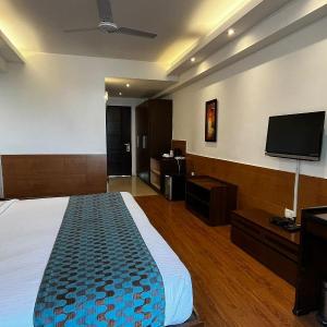 Yuhi Suites