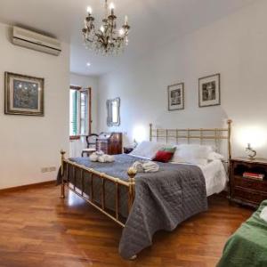 Gastone Apartment by Mamo Florence