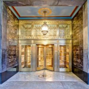 Hampton Inn & Suites Cincinnati-Downtown hotel photo