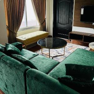 Exquisite 1-Bed Apartment in Murree