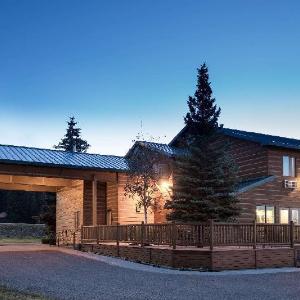 Super 8 by Wyndham West Yellowstone