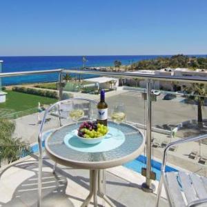 SHARON - Coralli Beachfront Apartment