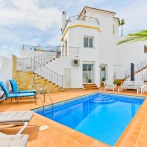 villa vistas al mar