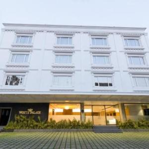 White Palace Hotel