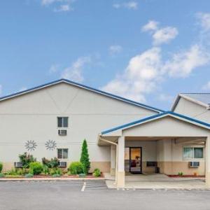 Super 8 by Wyndham Indianapolis hotel in Indianapolis